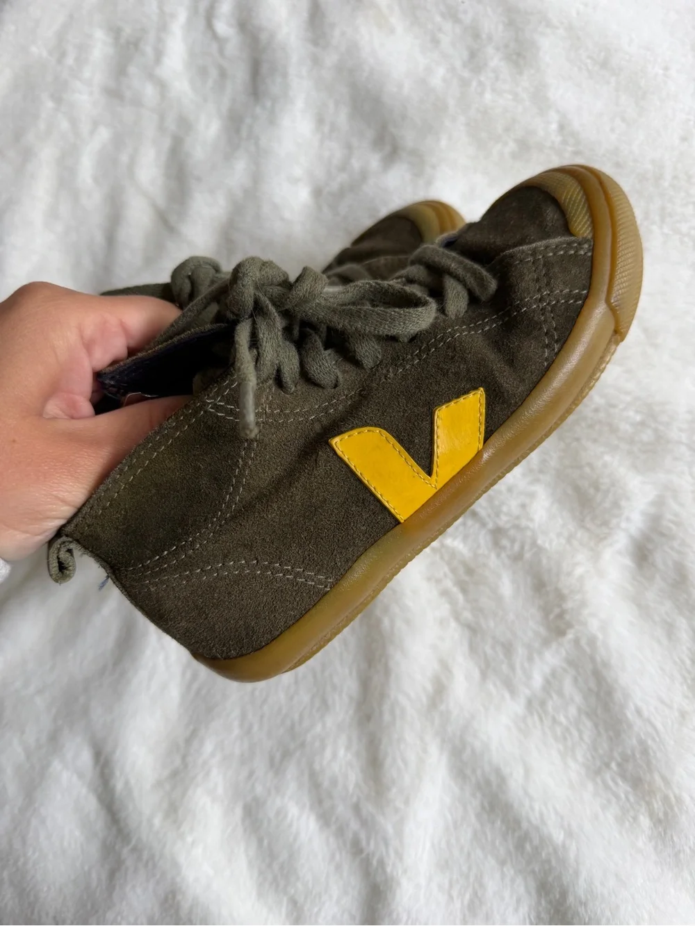 Veja Boy’s Sneakers Size 13.5